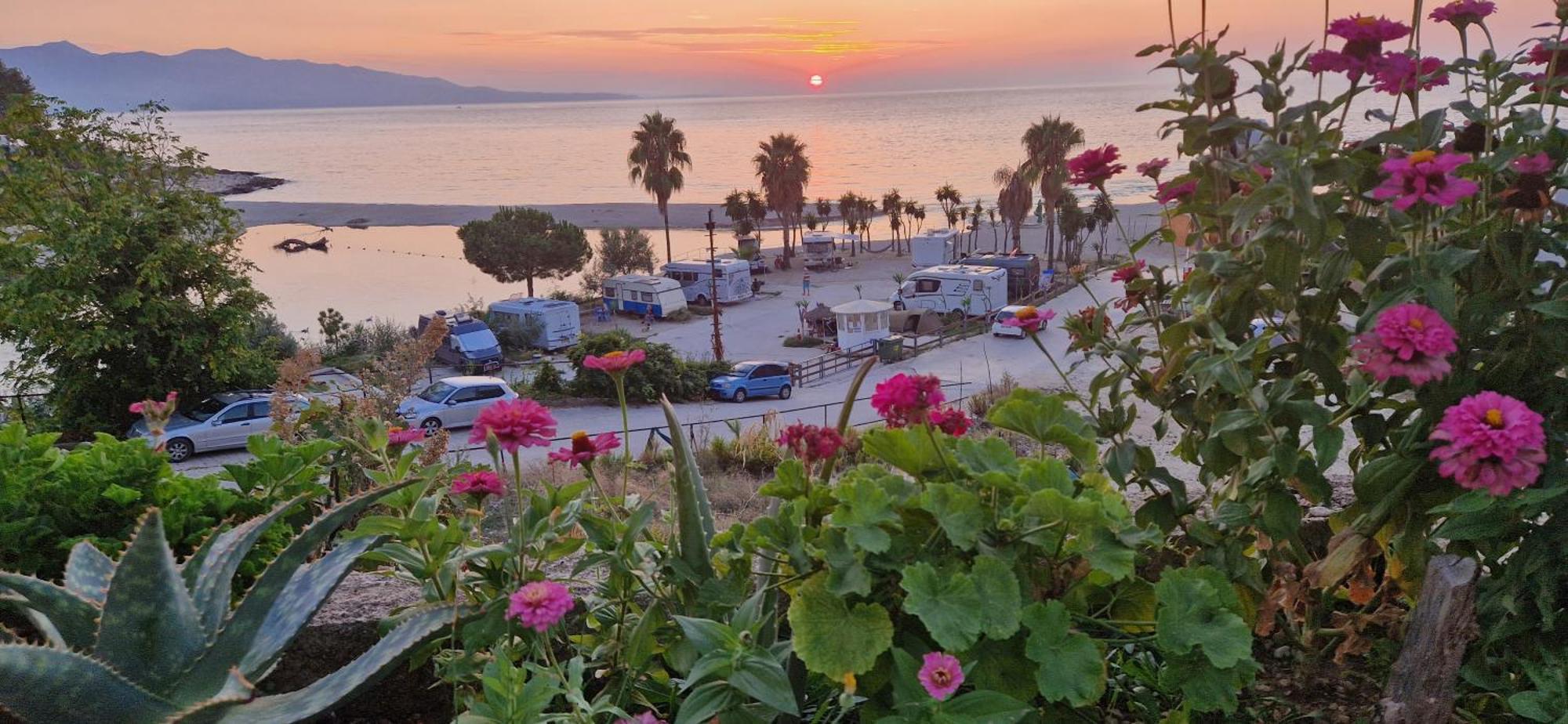Apartment Tinka In Saranda Esterno foto